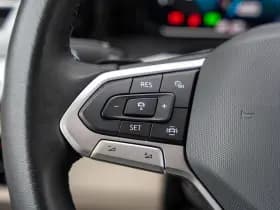 Volkswagen Multivan thumbnail 28