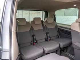 Volkswagen Multivan thumbnail 40