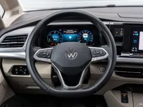 Volkswagen Multivan thumbnail 45