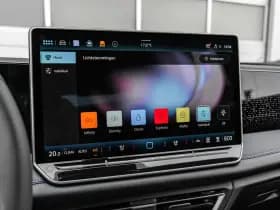 Volkswagen Tiguan thumbnail 51
