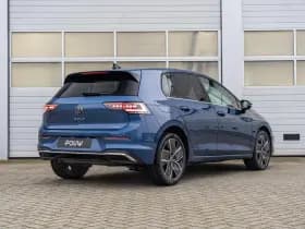 Volkswagen Golf thumbnail 2