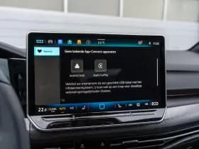 Volkswagen Golf thumbnail 35