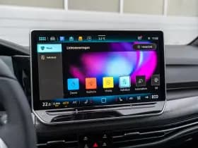 Volkswagen Golf thumbnail 41