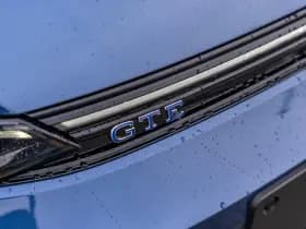 Volkswagen Golf thumbnail 10