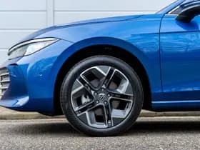 Volkswagen Passat thumbnail 13