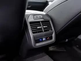 Volkswagen Passat thumbnail 32