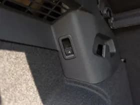 Volkswagen Golf thumbnail 20