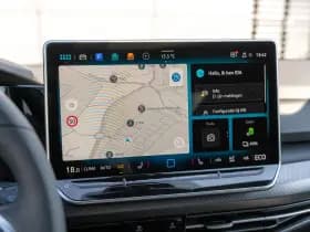 Volkswagen Golf thumbnail 37