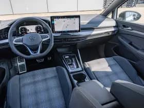 Volkswagen Golf thumbnail 50