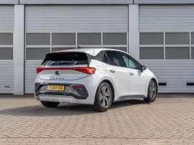 CUPRA Born thumbnail 3