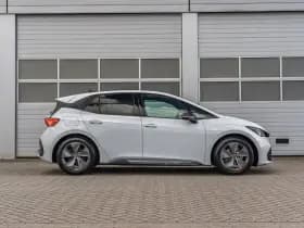 CUPRA Born thumbnail 4
