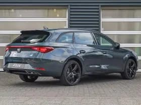 SEAT Leon Sportstourer thumbnail 2