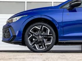 Volkswagen Golf thumbnail 12