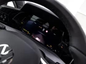 Volkswagen Golf thumbnail 21