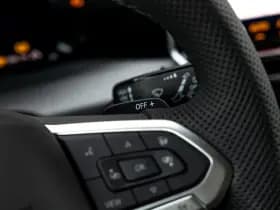 Volkswagen Golf thumbnail 24