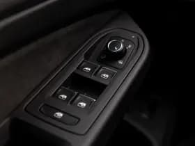 Volkswagen Golf thumbnail 25