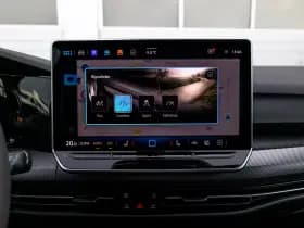 Volkswagen Golf thumbnail 34