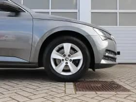 Škoda Superb thumbnail 15