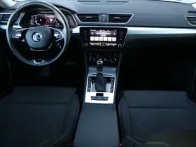 Škoda Superb thumbnail 6