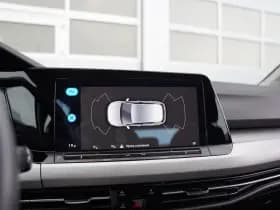 Volkswagen Golf thumbnail 24