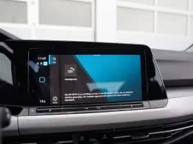 Volkswagen Golf thumbnail 32