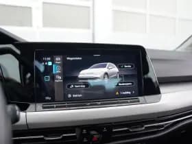 Volkswagen Golf thumbnail 33