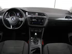 Volkswagen Tiguan thumbnail 5