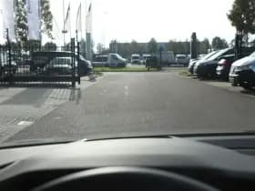 Volkswagen Golf thumbnail 20
