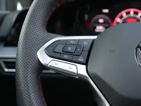 Volkswagen Golf thumbnail 22