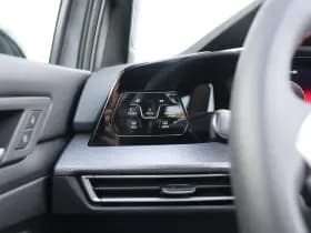 Volkswagen Golf thumbnail 38