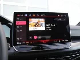 Volkswagen Golf thumbnail 41