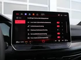 Volkswagen Golf thumbnail 43