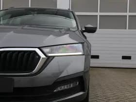 Škoda Octavia thumbnail 10