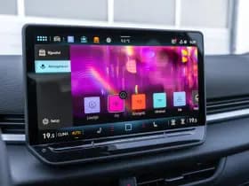 Volkswagen T-Roc thumbnail 42