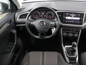 Volkswagen T-Roc thumbnail 20