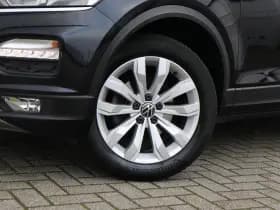 Volkswagen T-Roc thumbnail 31
