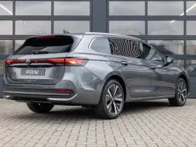 Volkswagen Passat thumbnail 2