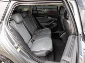 Volkswagen Passat thumbnail 16