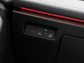 Volkswagen Passat thumbnail 36