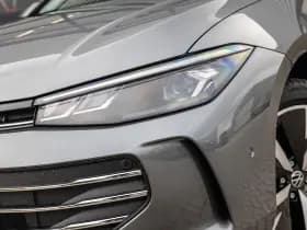 Volkswagen Passat thumbnail 49