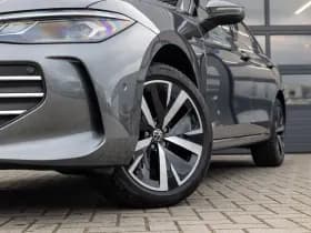 Volkswagen Passat thumbnail 50