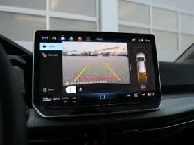 Volkswagen Golf thumbnail 26