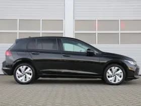 Volkswagen Golf thumbnail 4