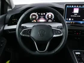 Volkswagen Golf thumbnail 34