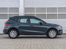 SEAT Arona thumbnail 3