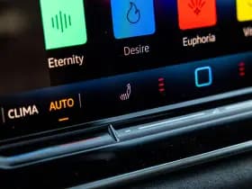 Volkswagen Tiguan thumbnail 40
