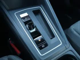 Volkswagen Golf thumbnail 26