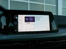 Volkswagen Golf thumbnail 33