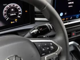 Volkswagen T-Roc thumbnail 25
