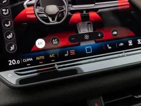 Volkswagen T-Roc thumbnail 33